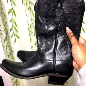 COPY - Cowgirl boots